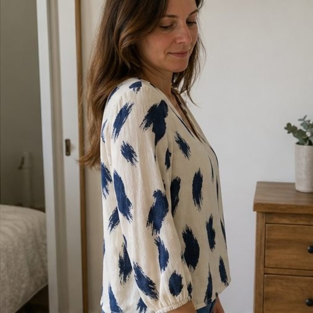 Sand V Neck Top - Picture 3 of 6